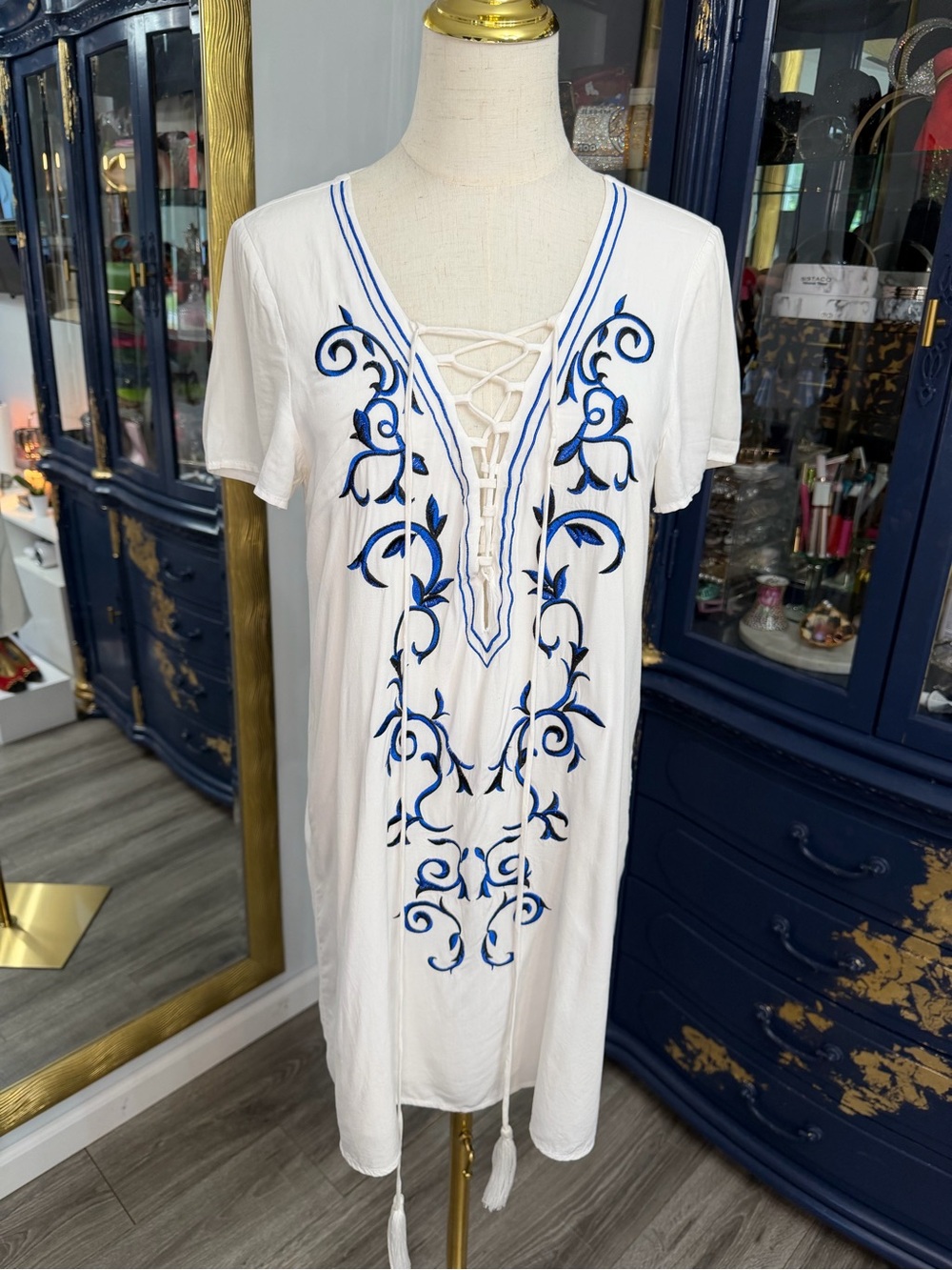 Lulus Down in Kokomo Ivory & Blue Embroidered Lace-Up Shift Dress size medium